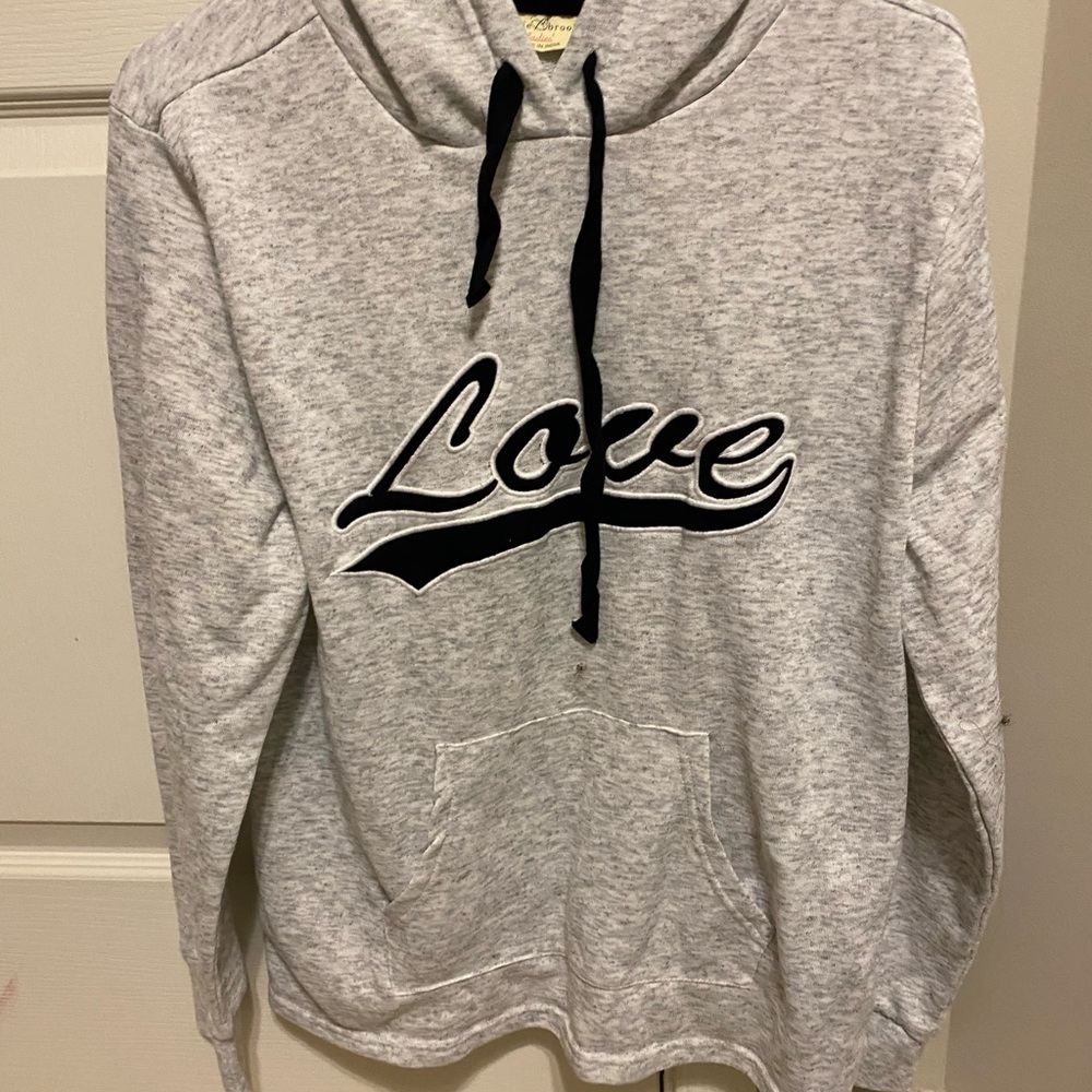 Sweatshirt